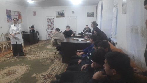 Беседа врача с воспитанниками детского дома о травматизме: -забота о себе и безопасность.