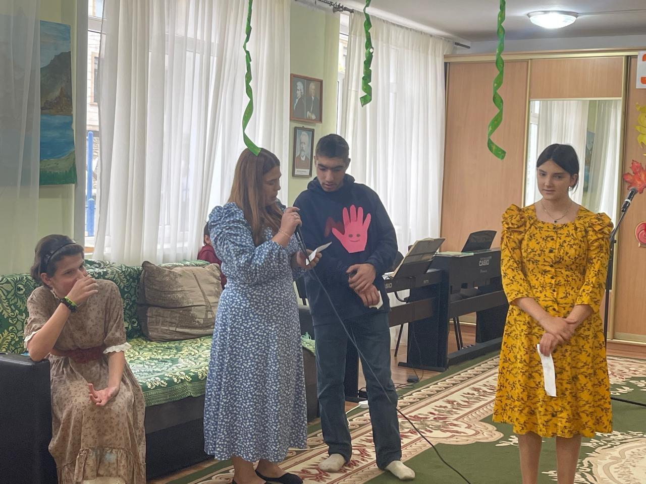 Праздник осени в детском доме.