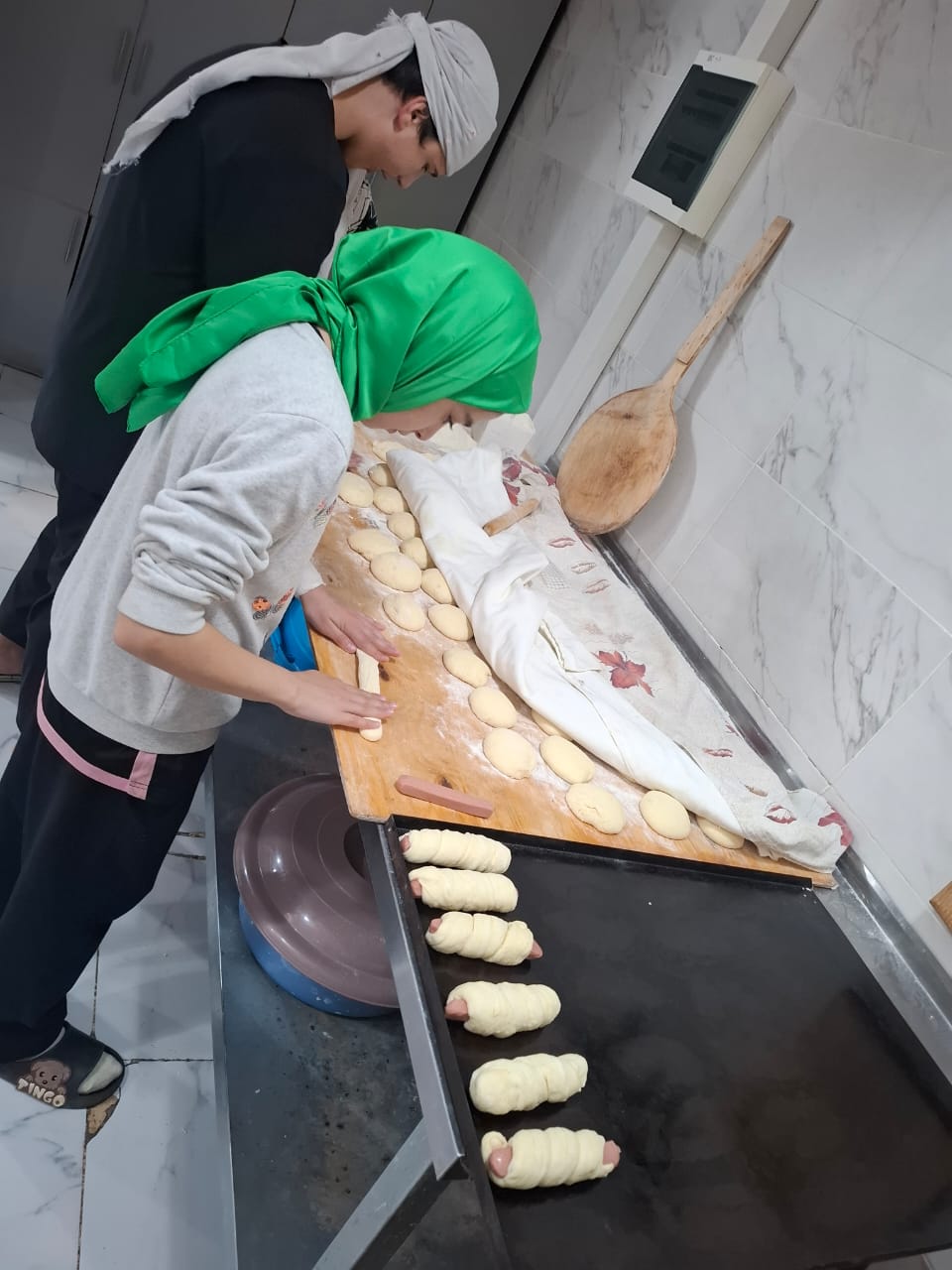 Воспитанники Детского дома №7 развивают свои таланты на кухне.