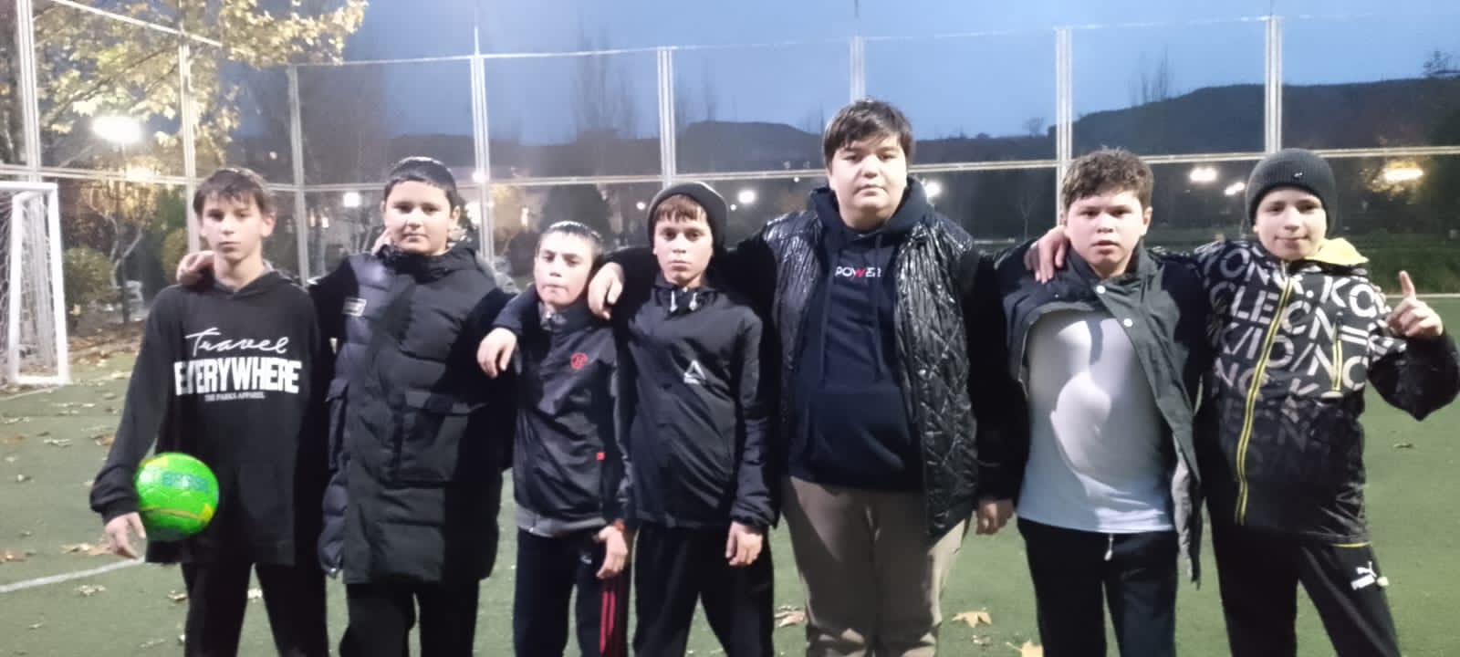 20 дней отдыха  и здоровья для воспитанников детского дома №7 в оздоровительном лагере"Солнечный берег"