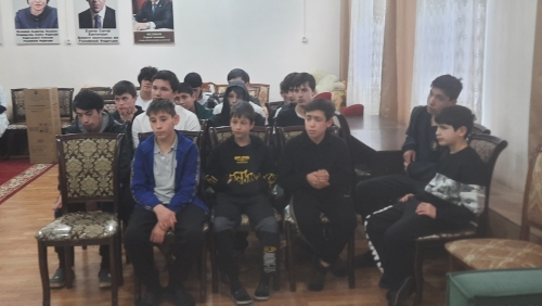 Махачкалинское линейное управление МВД России на Транспорте в гостях у  воспитанников  "Детского дома №7"