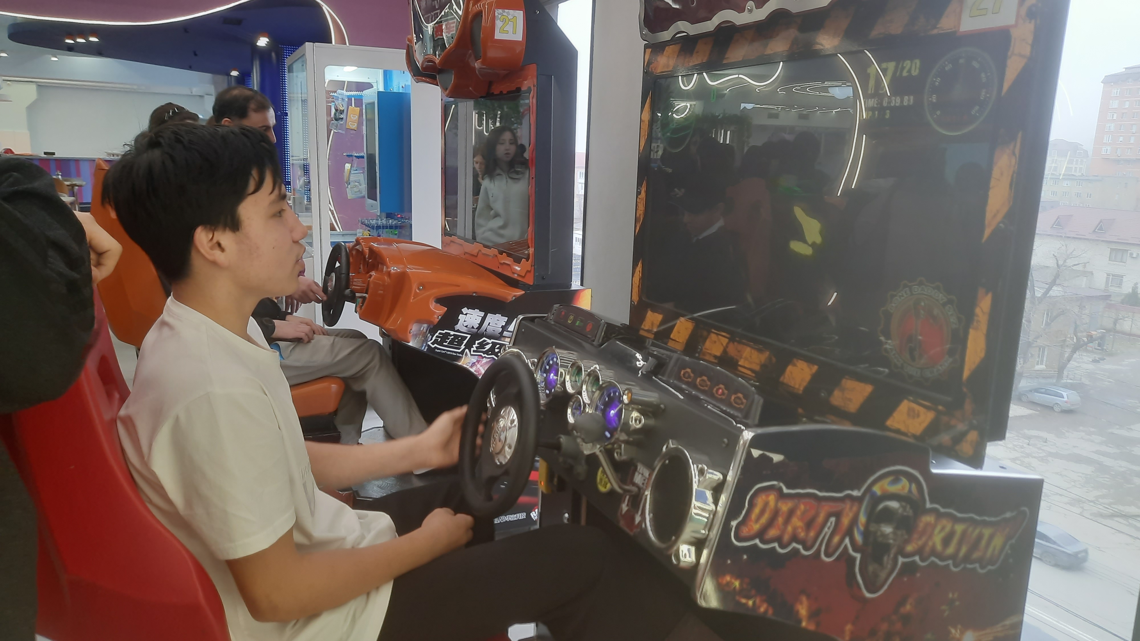 8 февраля благотворительный фонд «Живи и дари жизнь другим» организовал для воспитанников детского дома № 7 г. Избербаш поездку в детский клуб «Meow» в г. Махачкала.