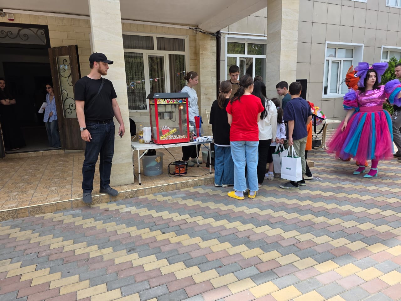 «Киргу» дарит радость: благотворительная акция ко Дню защиты детей.