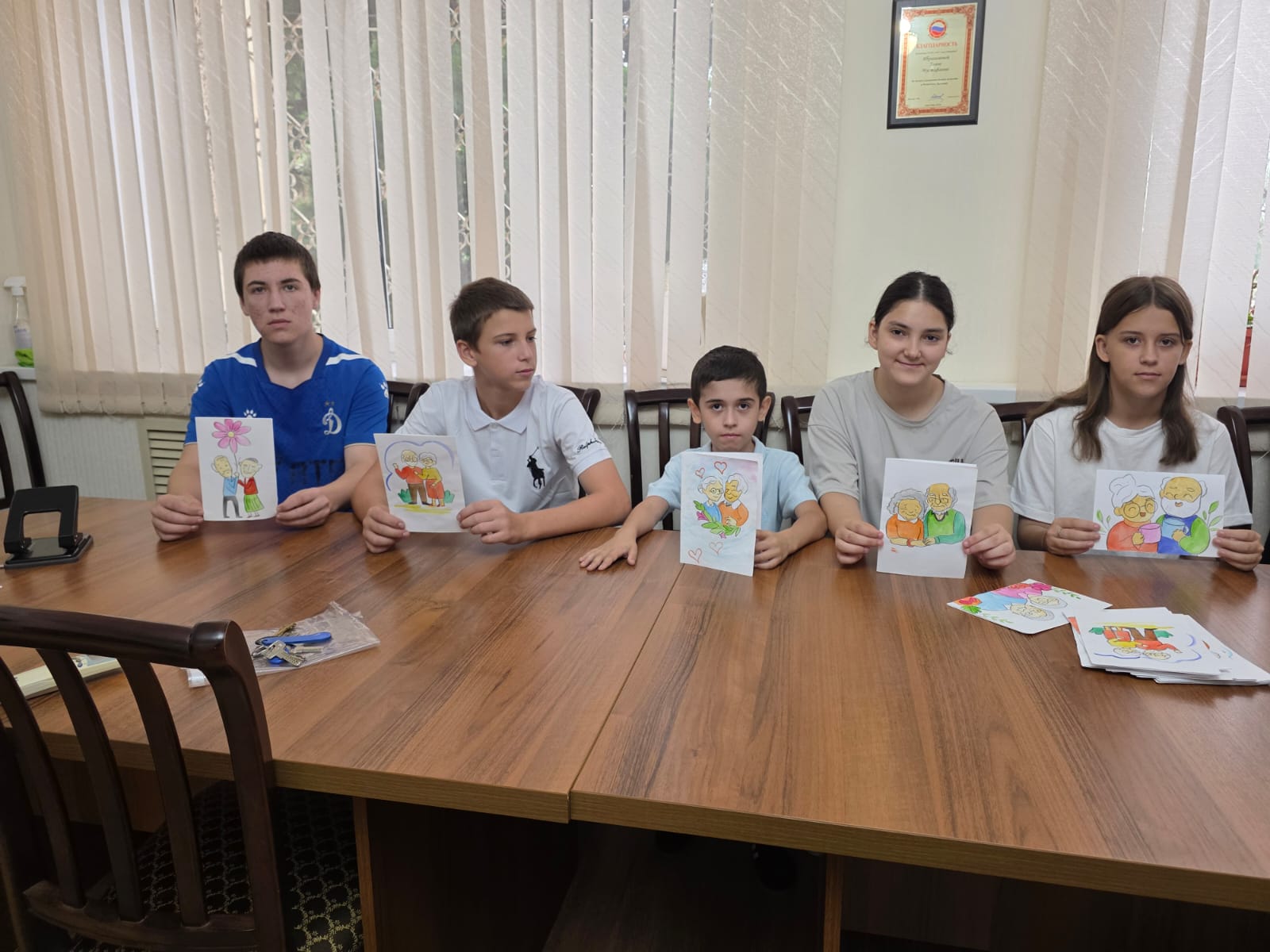 Тепло сердец воспитанников детского дома для пожилых людей ❤️»